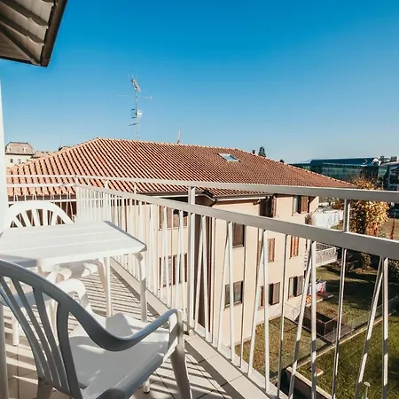 Al 13 Rosso - Lakeside Leisure & Business Stresa