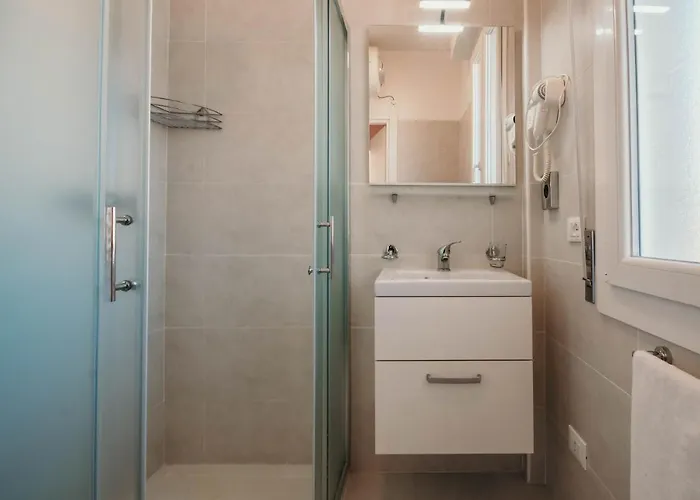 Al 13 Rosso - Lakeside Leisure & Business Stresa