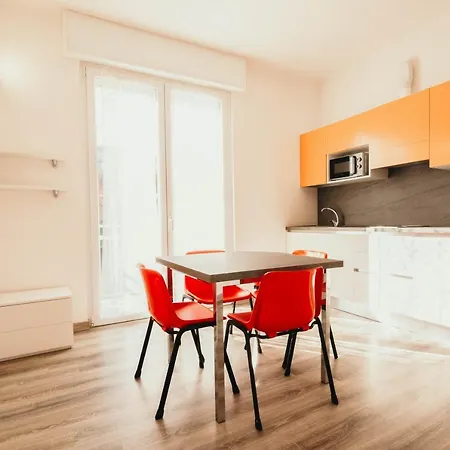 公寓 Al 13 Rosso - Lakeside Leisure & Business 斯特雷萨