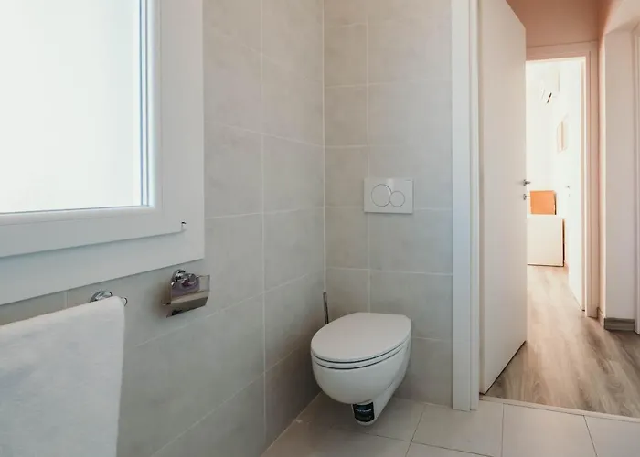 Apartament Al 13 Rosso - Lakeside Leisure & Business