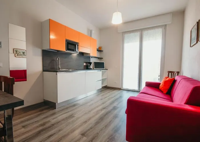Apartament Al 13 Rosso - Lakeside Leisure & Business